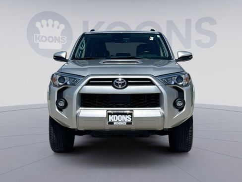 Used 2024 Toyota 4Runner TRD Off-Road Premium AWD/4WD image 11