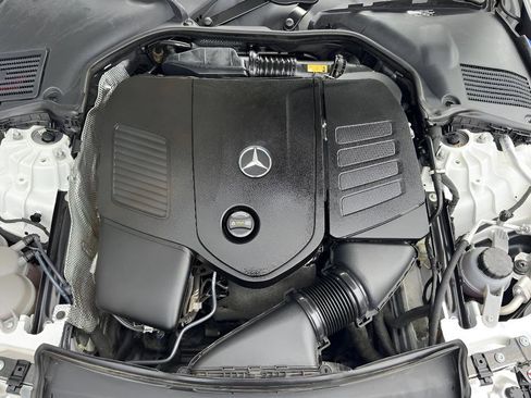 Used 2023 Mercedes-Benz C 300 Sedan image 10