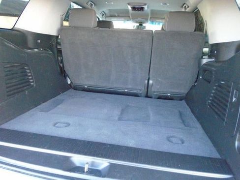 Used 2019 Chevrolet Tahoe LS AWD/4WD image 23