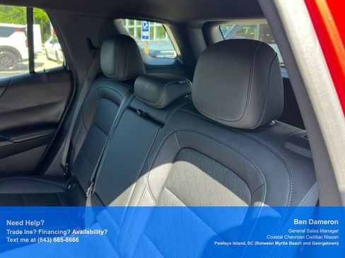 Used 2025 Chevrolet Equinox LT w/ Convenience Package II FWD image 15