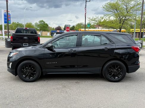 Used 2019 Chevrolet Equinox LS FWD image 8