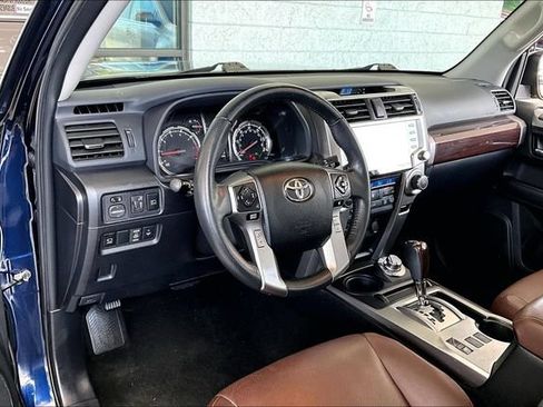 Used 2022 Toyota 4Runner Limited AWD/4WD image 14