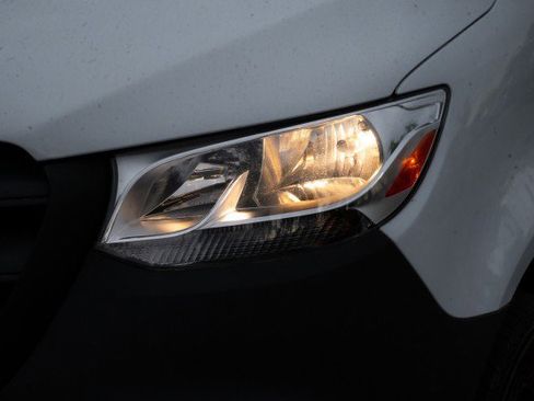 New 2025 Mercedes-Benz Sprinter 2500 image 7