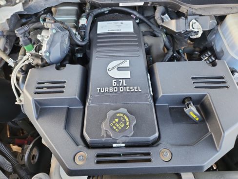 Used 2024 RAM 2500 Big Horn AWD/4WD image 24