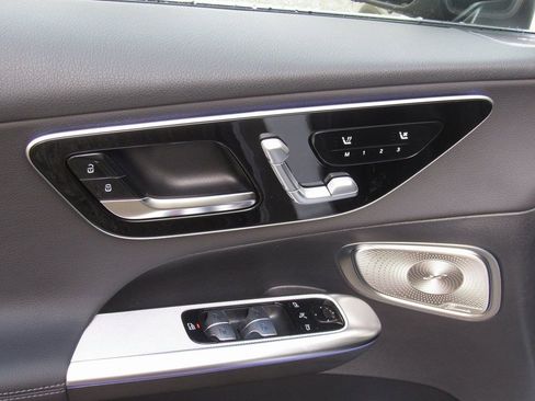 New 2026 Mercedes-Benz GLC 300 4MATIC image 12