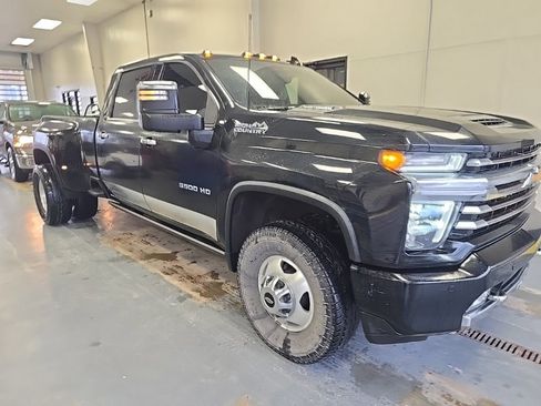 Used 2021 Chevrolet Silverado 3500 High Country image 1