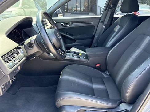 Used 2023 Honda Civic Sport image 4