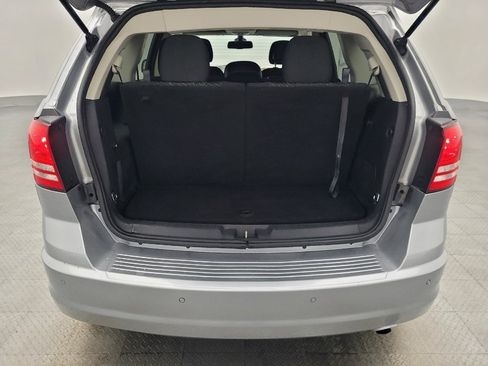 Used 2020 Dodge Journey SE w/ SE Popular Equipment Group FWD image 29
