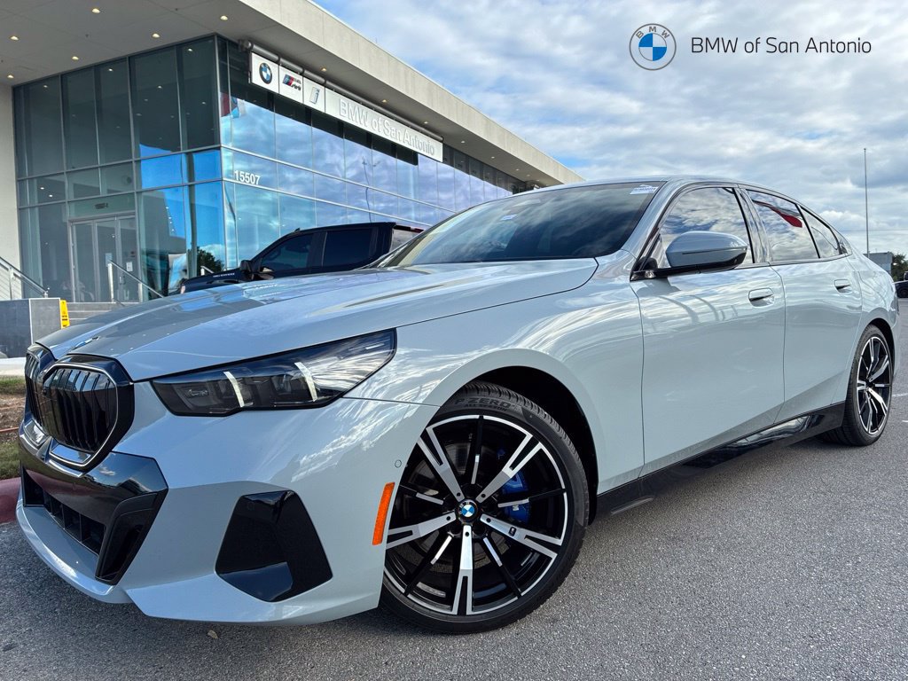 Certified 2024 BMW 530i w/ M Sport Package RWD image 1
