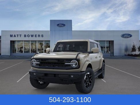 New 2025 Ford Bronco Outer Banks image 2