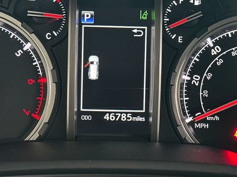 Used 2024 Toyota 4Runner Limited AWD/4WD image 18
