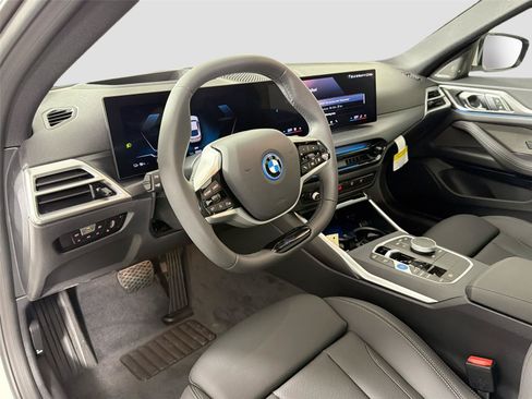 New 2026 BMW i4 xDrive40i w/ Premium Package AWD/4WD image 17