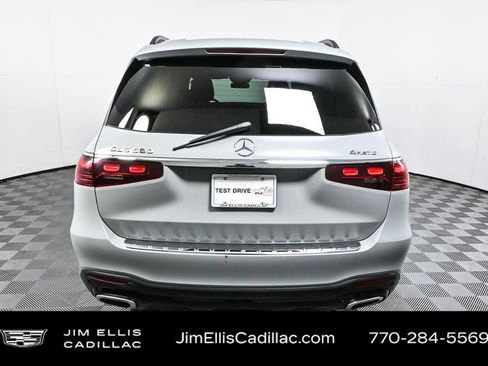 Used 2024 Mercedes-Benz GLS 580 4MATIC image 31