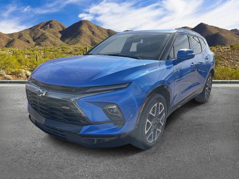 Used 2025 Chevrolet Blazer RS w/ Driver Confidence II Package AWD/4WD image 13
