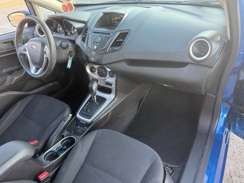 Used 2018 Ford Fiesta SE image 12