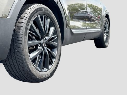 Used 2021 Kia Telluride SX w/ SX Prestige Package AWD/4WD image 18