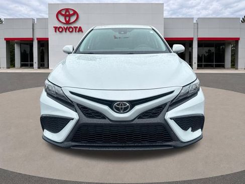 Used 2024 Toyota Camry SE w/ Convenience Package FWD image 10
