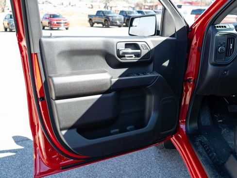 New 2026 Chevrolet Silverado 1500 Custom w/ LPO, Dark Essentials Package image 11