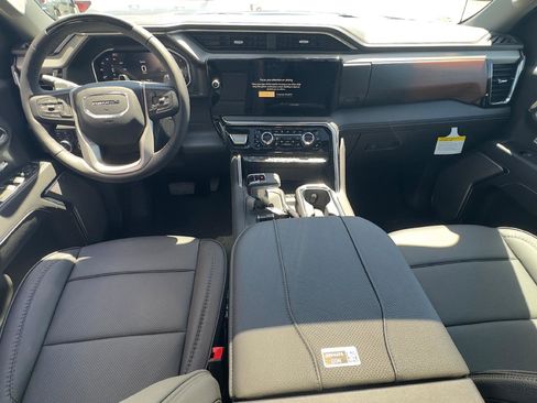 New 2026 GMC Sierra 1500 Denali AWD/4WD image 10