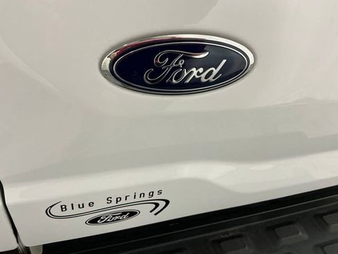 Used 2023 Ford F150 Lightning Lariat image 6