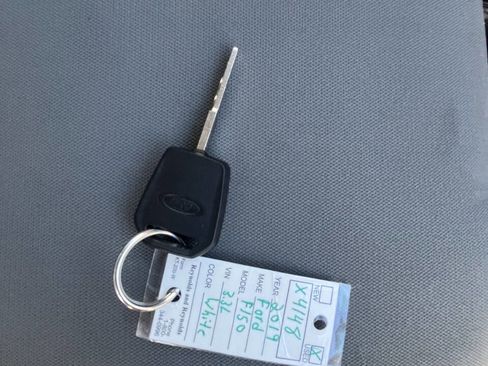 Used 2019 Ford F150 XL image 32