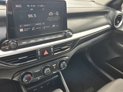 Used 2023 Kia Forte LXS image 20