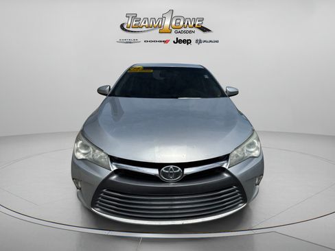 Used 2015 Toyota Camry LE FWD image 3
