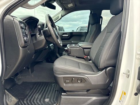 Used 2023 Chevrolet Silverado 1500 Custom image 15