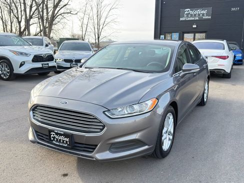 Used 2014 Ford Fusion SE image 1