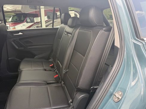 Used 2021 Volkswagen Tiguan SE FWD image 23