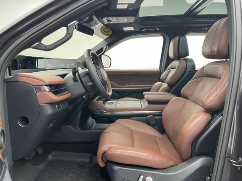 Used 2025 Lincoln Navigator L Reserve AWD/4WD image 22