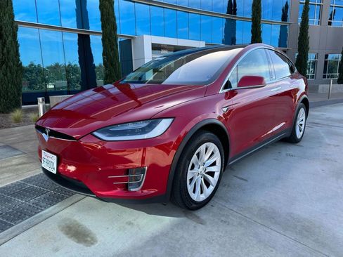 Used 2019 Tesla Model X Long Range AWD/4WD image 5