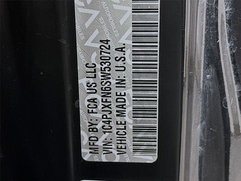 Used 2025 Jeep Wrangler Unlimited Rubicon image 21