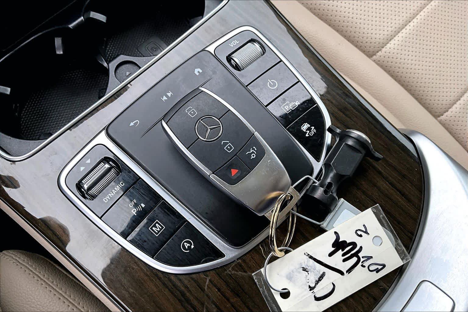 Used 2022 Mercedes-Benz GLC 300 image 15