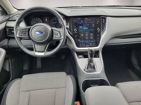 Used 2024 Subaru Outback Premium AWD/4WD image 10