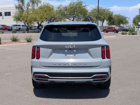 Used 2022 Kia Sorento SX FWD image 4
