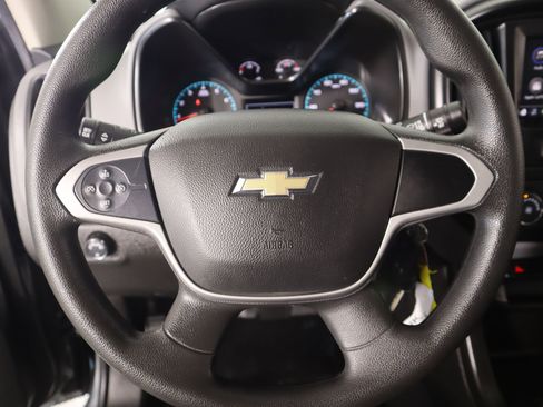 Used 2022 Chevrolet Colorado W/T w/ Custom Special Edition image 3