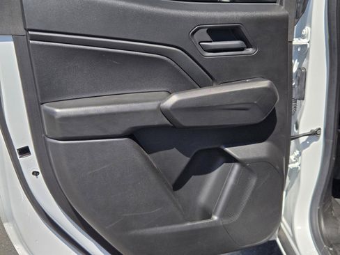 Used 2025 Chevrolet Colorado Trail Boss AWD/4WD image 24