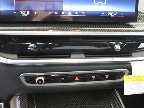 New 2026 BMW X5 M60i w/ Climate Comfort Package image 18