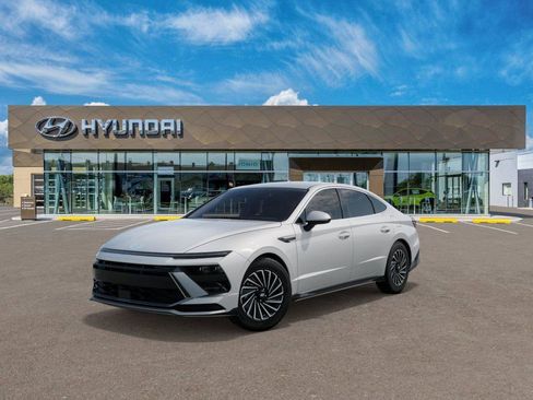New 2025 Hyundai Sonata SEL image 1