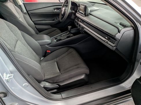 Used 2024 Honda Accord EX image 33