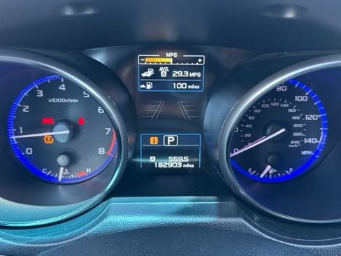 Used 2016 Subaru Outback 2.5i Limited AWD/4WD image 24
