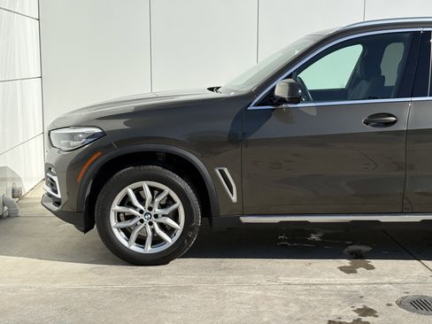 Used 2021 BMW X5 xDrive40i w/ Convenience Package image 5