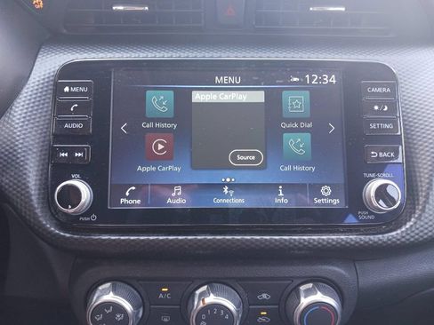 Used 2024 Nissan Kicks SV FWD image 17