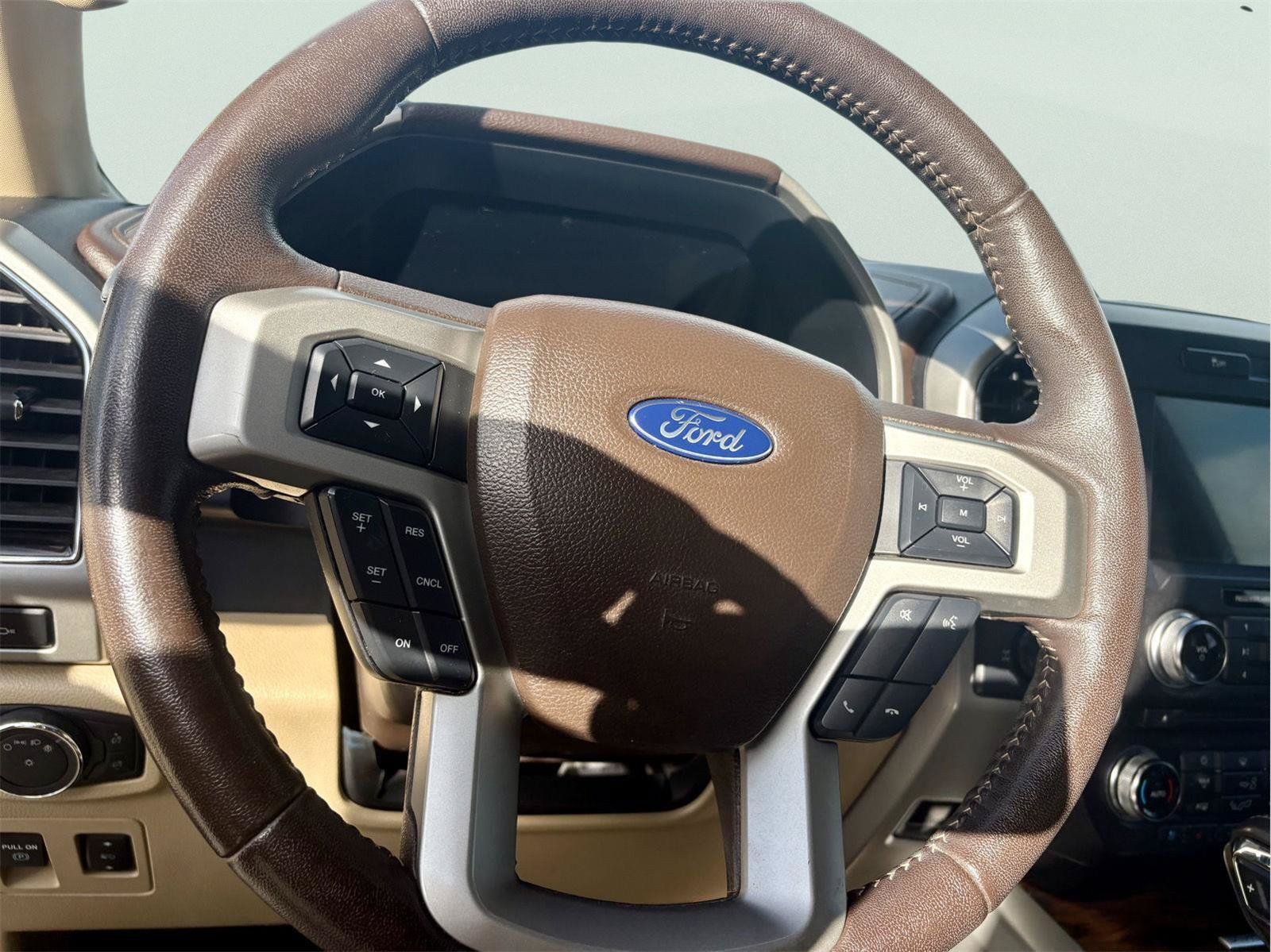 Used 2018 Ford F150 Lariat w/ Equipment Group 502A Luxury RWD image 18