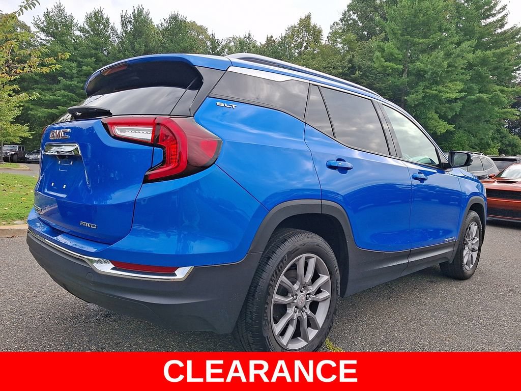 Used 2024 GMC Terrain SLT AWD/4WD image 6