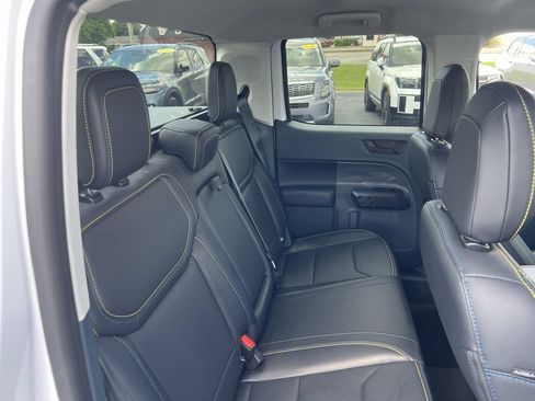 Used 2025 Ford Maverick Lobo AWD/4WD image 12