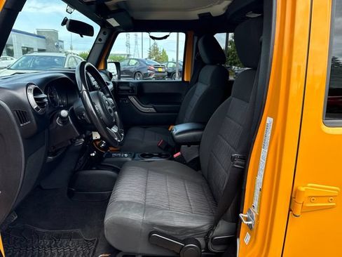 Used 2012 Jeep Wrangler Unlimited Sport AWD/4WD image 14
