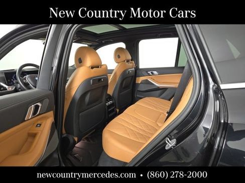 Used 2024 BMW X5 xDrive40i w/ Premium Package AWD/4WD image 16