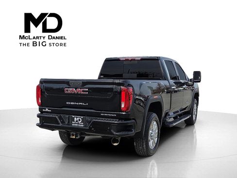 Certified 2021 GMC Sierra 2500 Denali image 5